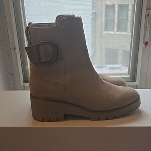Women's Tan Ankle Boots